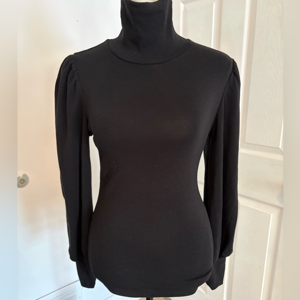 OGL Black Turtleneck Long Sleeve Top- SZ Small